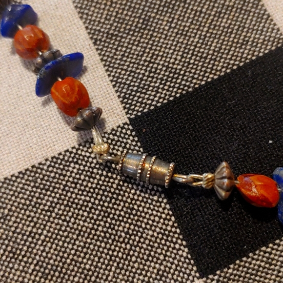 Blue crystals with wood style necklace - Picture 3 of 3